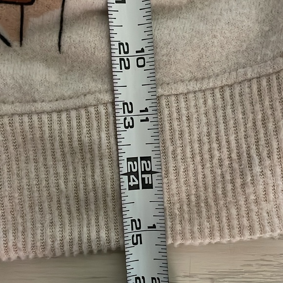 Love + Lace Cream Paris Graphic Cozy Sweater Top Size Small sequins soft cute - Picture 11 of 12